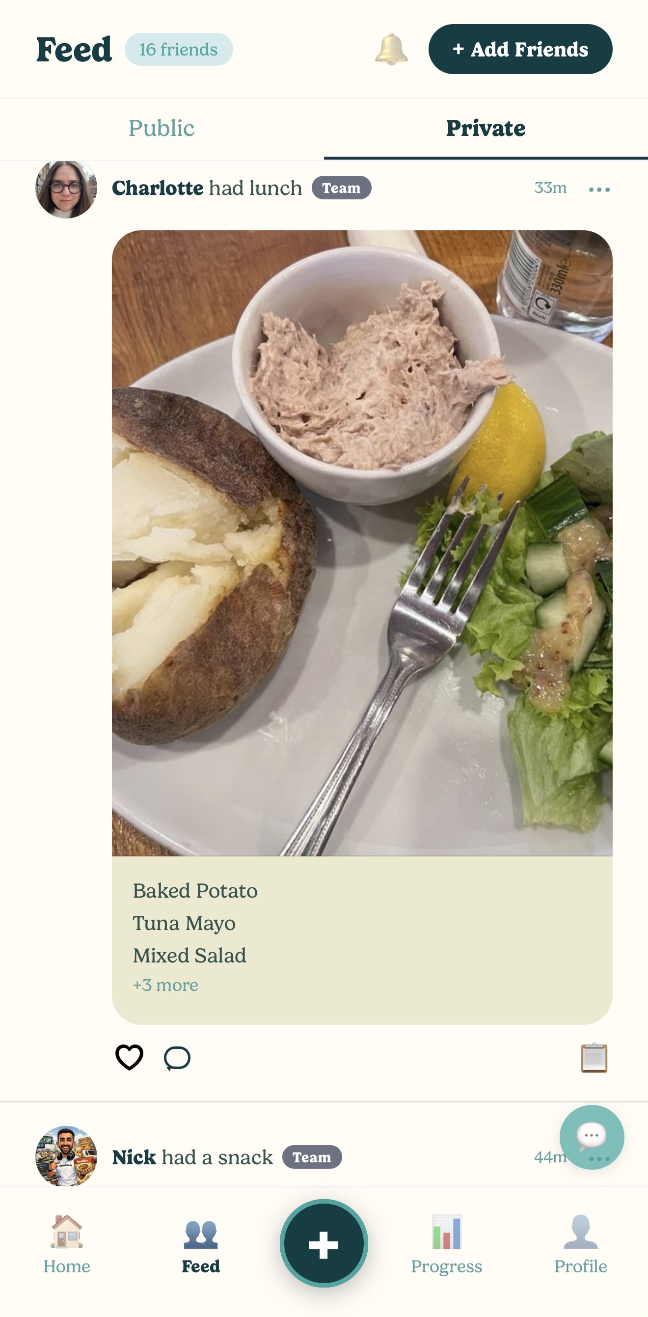 Charlotte's lunch in the social feed
